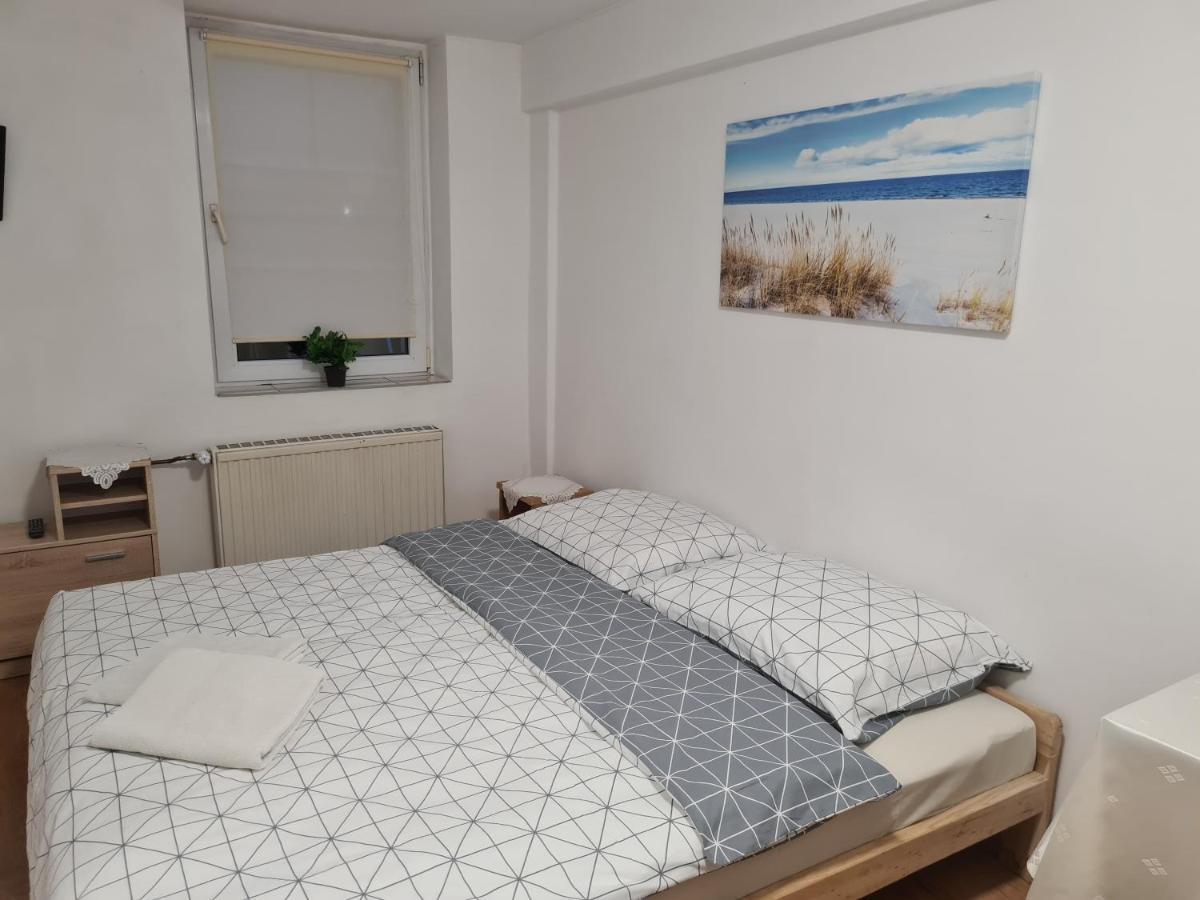 Motel I Restauracja "Pod Baszta" Naglowice Экстерьер фото